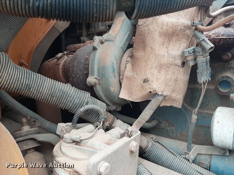 image for item LX9882 1998 International 3800 school bus