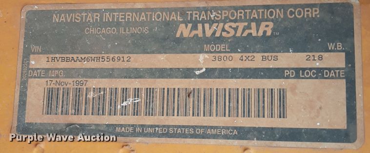 image for item LX9882 1998 International 3800 school bus