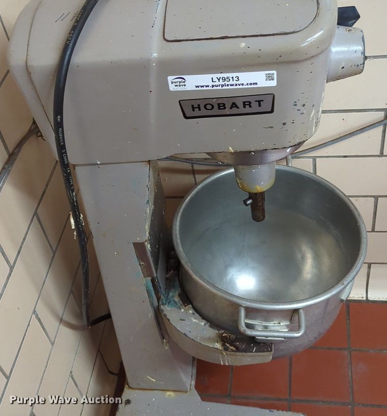 image for item LY9513 Hobart D-300 mixer