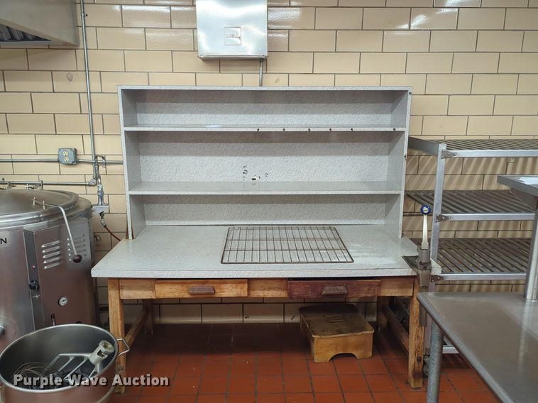 image for item LY9517 (5) kitchen prep tables