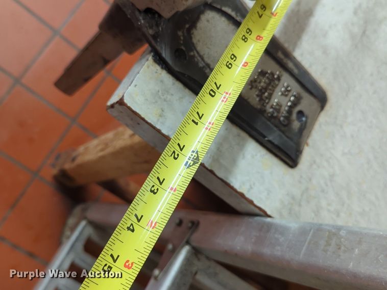 image for item LY9517 (5) kitchen prep tables