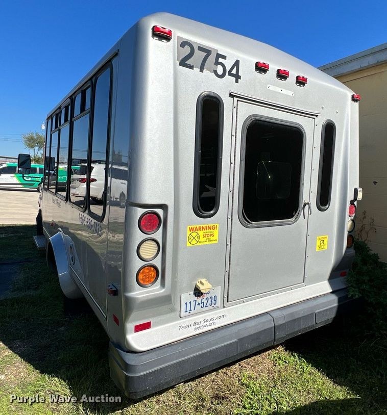 image for item MH9932 2013 Ford E350 Super Duty El Dorado shuttle bus