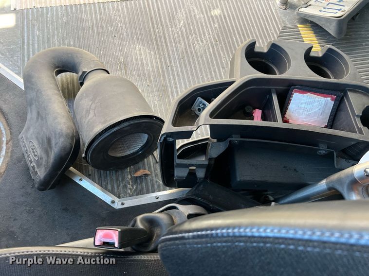 image for item MH9932 2013 Ford E350 Super Duty El Dorado shuttle bus