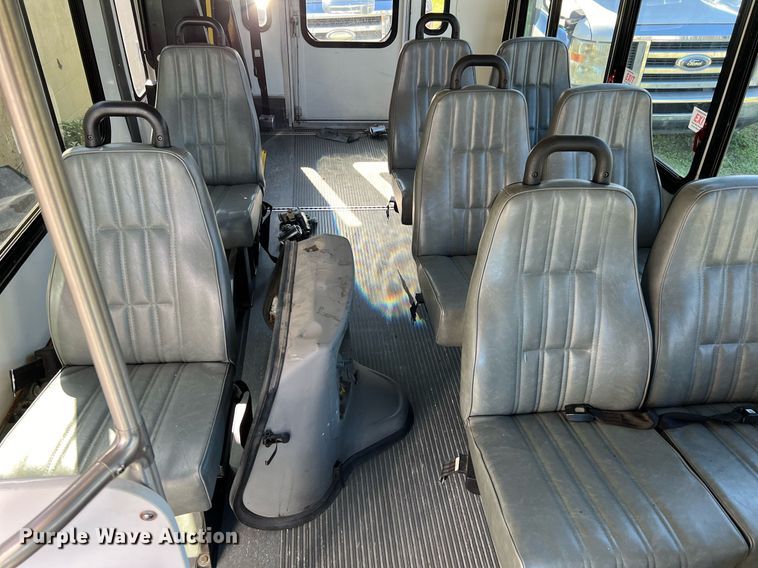 image for item MH9932 2013 Ford E350 Super Duty El Dorado shuttle bus