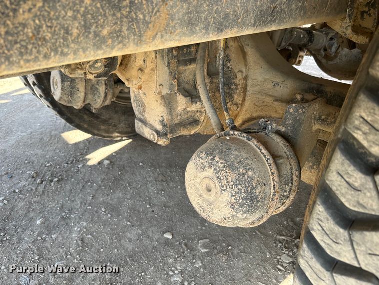 image for item NF9387 1993 International    4900  dump truck