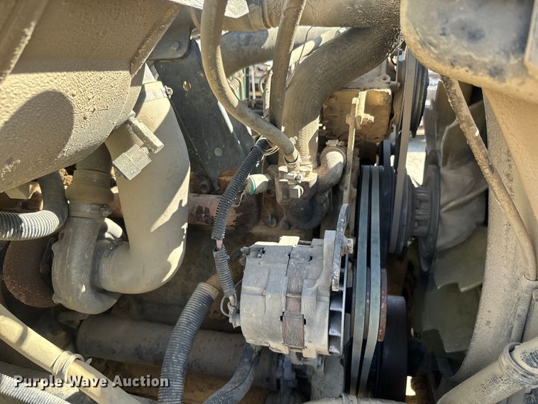 image for item NF9387 1993 International    4900  dump truck