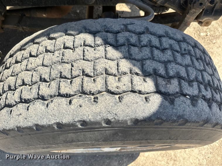 image for item NF9387 1993 International    4900  dump truck