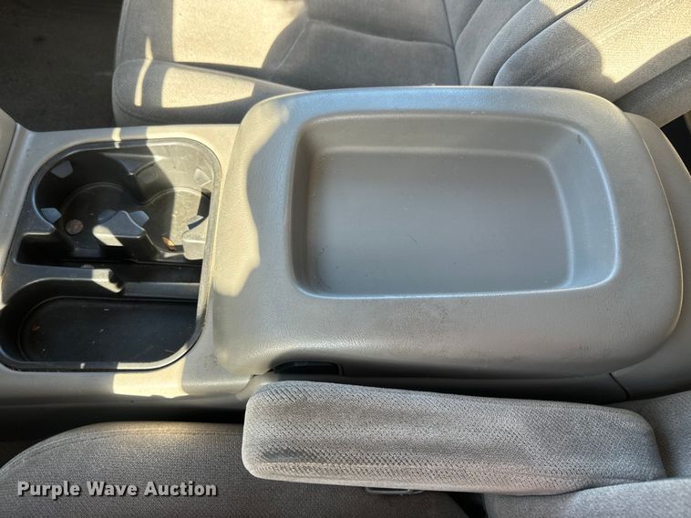 image for item NF9413 2003 GMC Yukon XL 