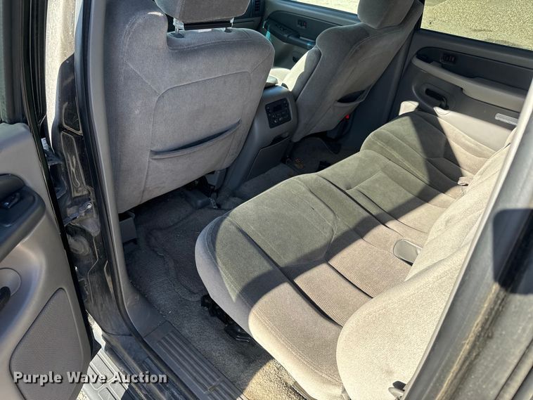 image for item NF9413 2003 GMC Yukon XL 