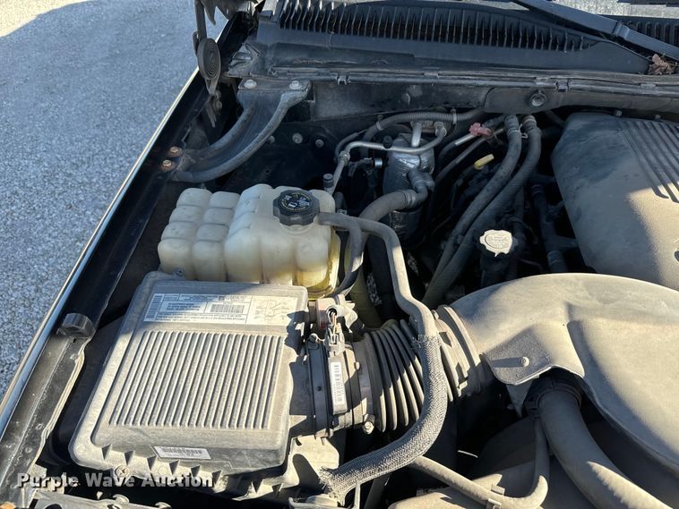 image for item NF9413 2003 GMC Yukon XL 