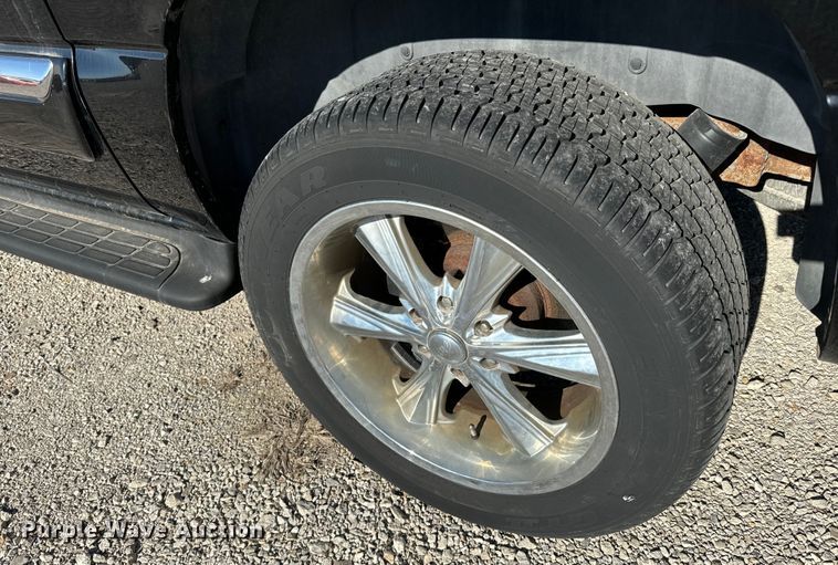 image for item NF9413 2003 GMC Yukon XL 