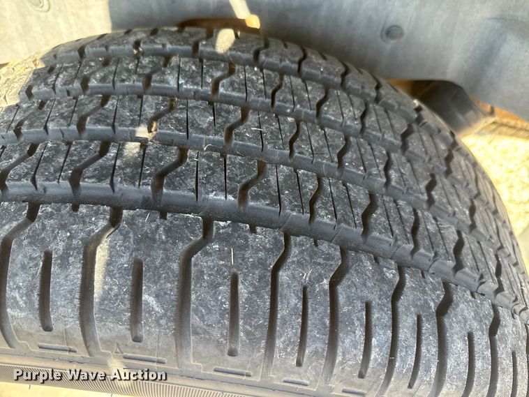 image for item NF9413 2003 GMC Yukon XL 