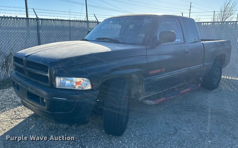 image for item NF9416 1998 Dodge Ram 1500 Quad Cab pickup truck