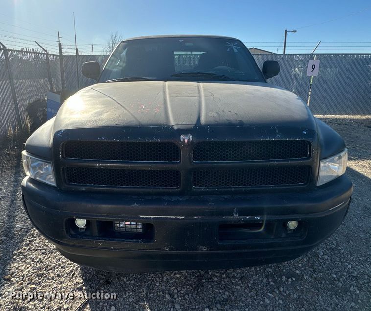 image for item NF9416 1998 Dodge Ram 1500 Quad Cab pickup truck