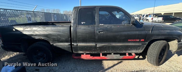 image for item NF9416 1998 Dodge Ram 1500 Quad Cab pickup truck