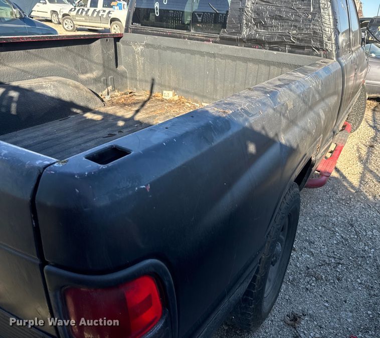 image for item NF9416 1998 Dodge Ram 1500 Quad Cab pickup truck