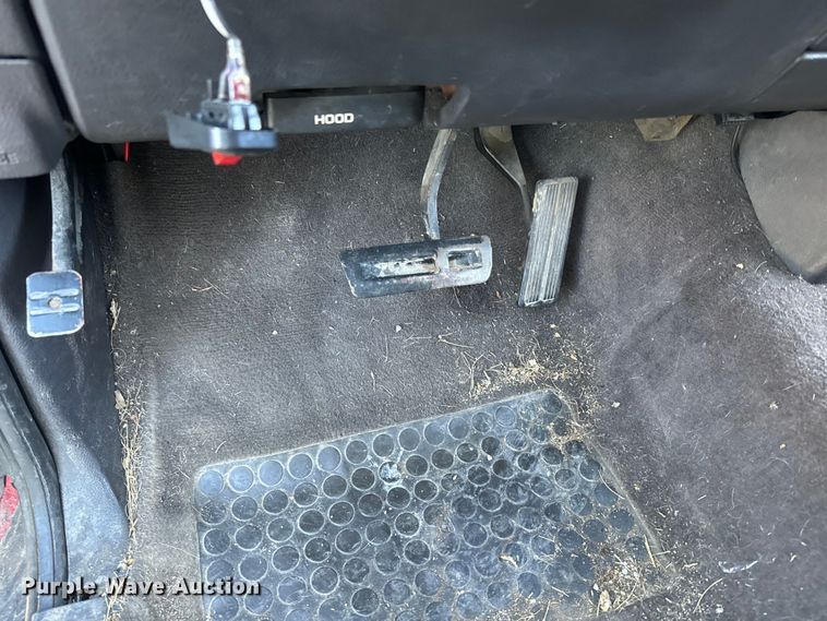 image for item NF9416 1998 Dodge Ram 1500 Quad Cab pickup truck