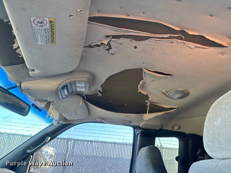 image for item NF9416 1998 Dodge Ram 1500 Quad Cab pickup truck