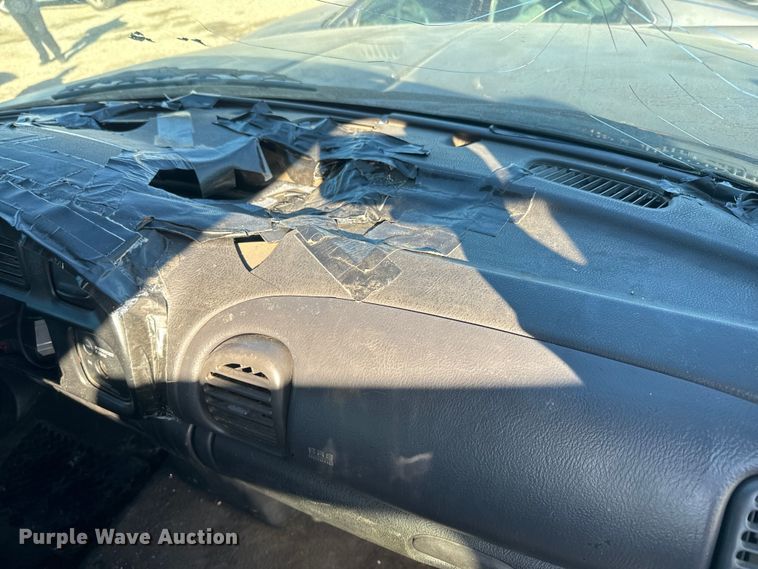 image for item NF9416 1998 Dodge Ram 1500 Quad Cab pickup truck