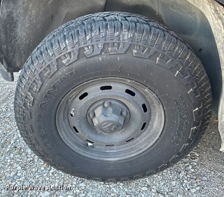 image for item NF9416 1998 Dodge Ram 1500 Quad Cab pickup truck