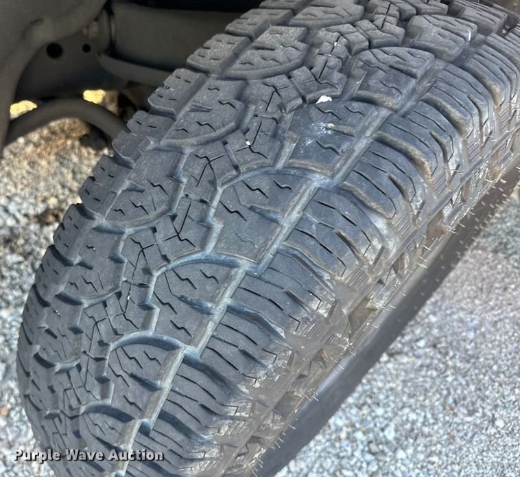 image for item NF9416 1998 Dodge Ram 1500 Quad Cab pickup truck