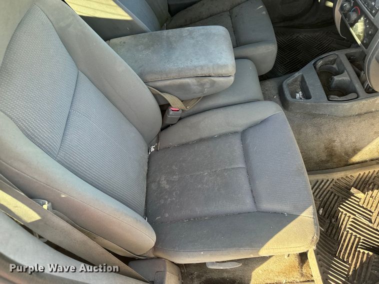 image for item NF9417 2006 Dodge Dakota Club Cab pickup truck