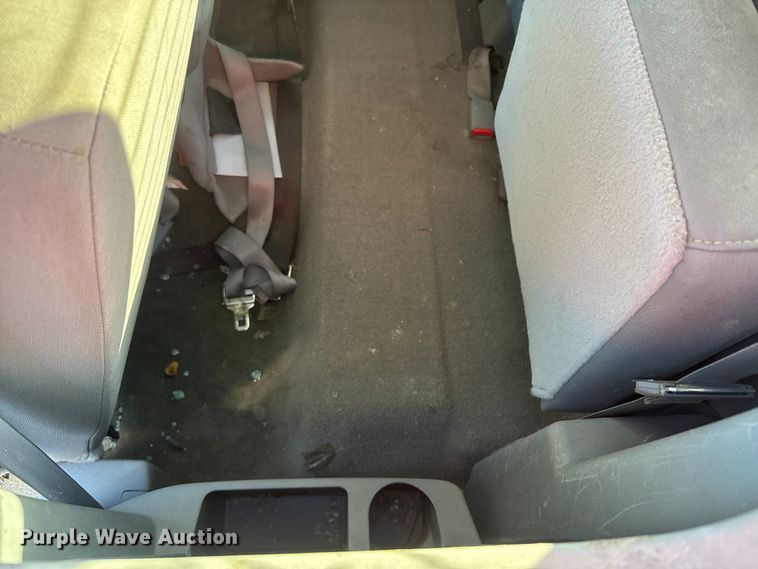 image for item NF9417 2006 Dodge Dakota Club Cab pickup truck