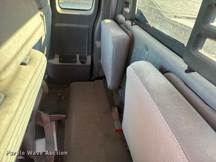 image for item NF9417 2006 Dodge Dakota Club Cab pickup truck