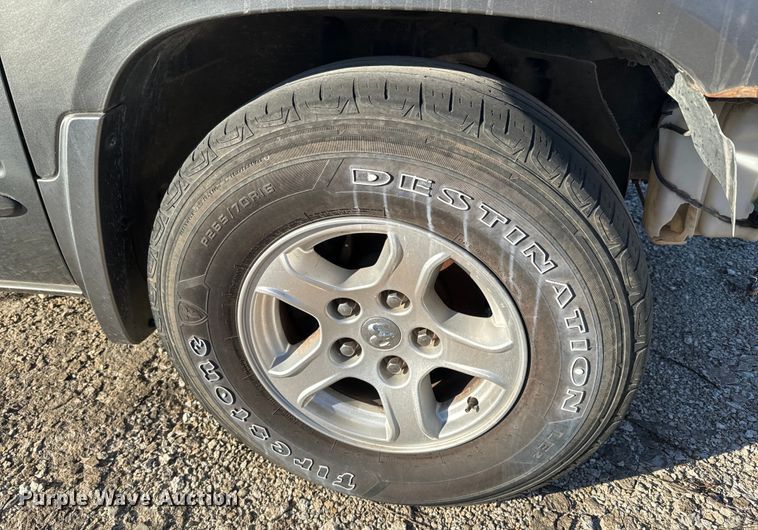 image for item NF9417 2006 Dodge Dakota Club Cab pickup truck