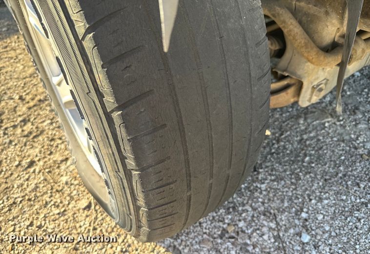 image for item NF9417 2006 Dodge Dakota Club Cab pickup truck