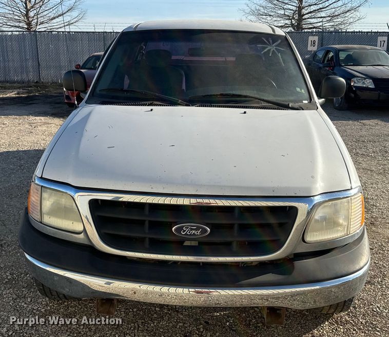 image for item NF9419 2003 Ford F150 SuperCab pickup truck