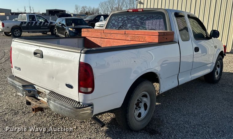 image for item NF9419 2003 Ford F150 SuperCab pickup truck