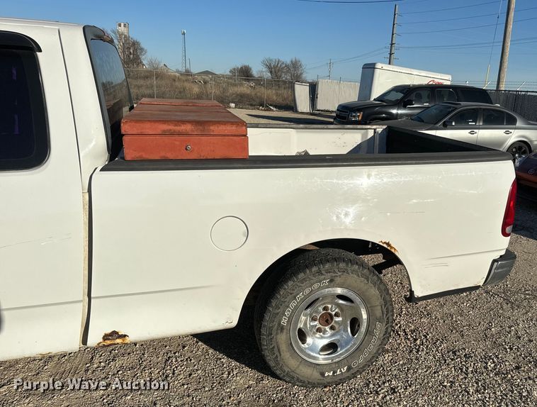 image for item NF9419 2003 Ford F150 SuperCab pickup truck