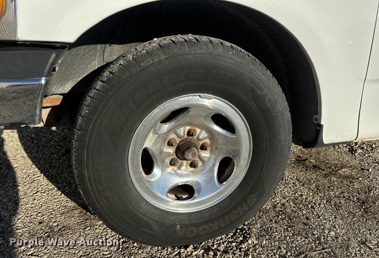 image for item NF9419 2003 Ford F150 SuperCab pickup truck