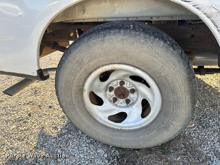 image for item NF9419 2003 Ford F150 SuperCab pickup truck