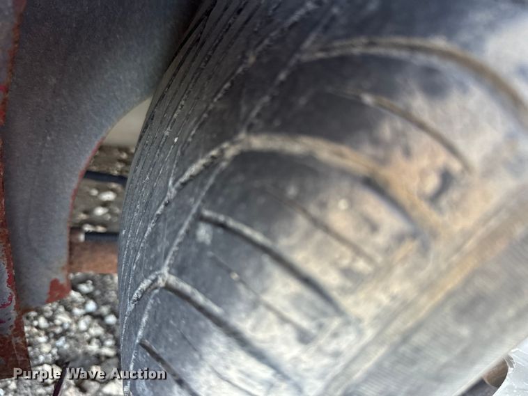 image for item NF9420 1999 Pontiac Grand Prix 