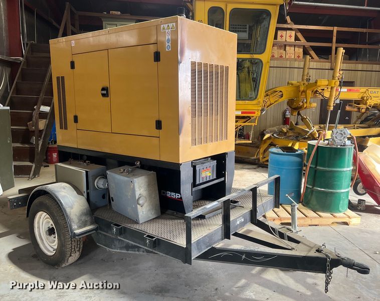 image for item NN9352 2000 Olympian D25P1S generator