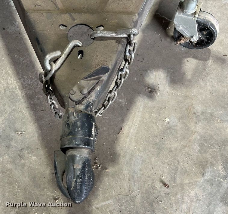 image for item NN9352 2000 Olympian D25P1S generator