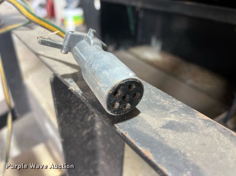 image for item NN9352 2000 Olympian D25P1S generator