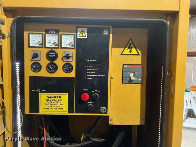 image for item NN9352 2000 Olympian D25P1S generator