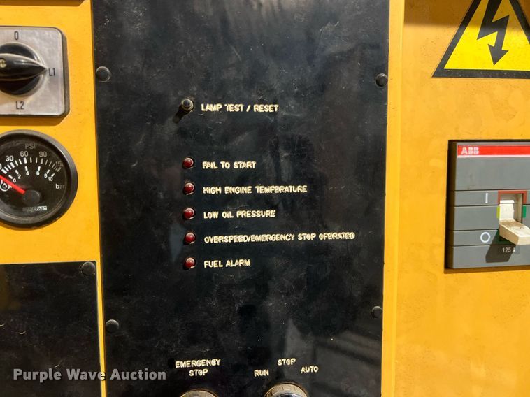 image for item NN9352 2000 Olympian D25P1S generator