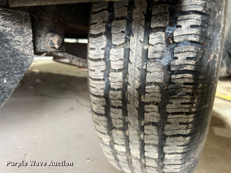 image for item NN9352 2000 Olympian D25P1S generator