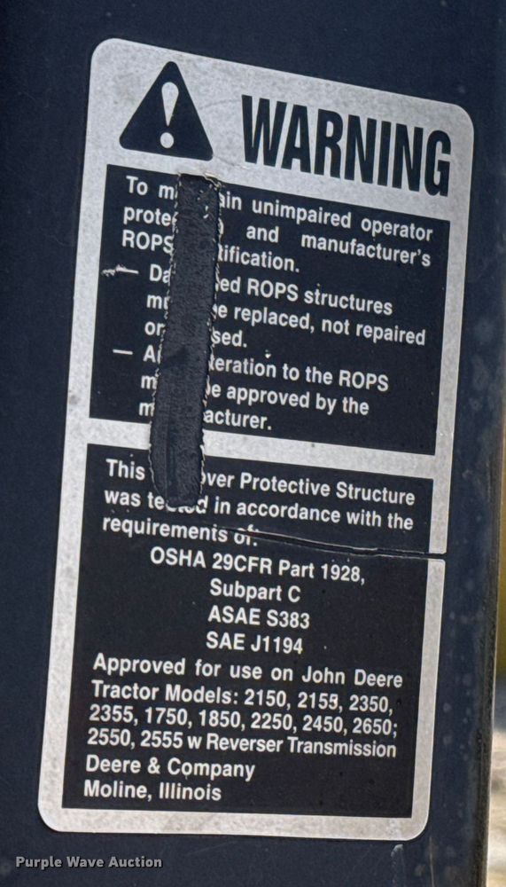 image for item NU9533 1989 John Deere 2355 tractor