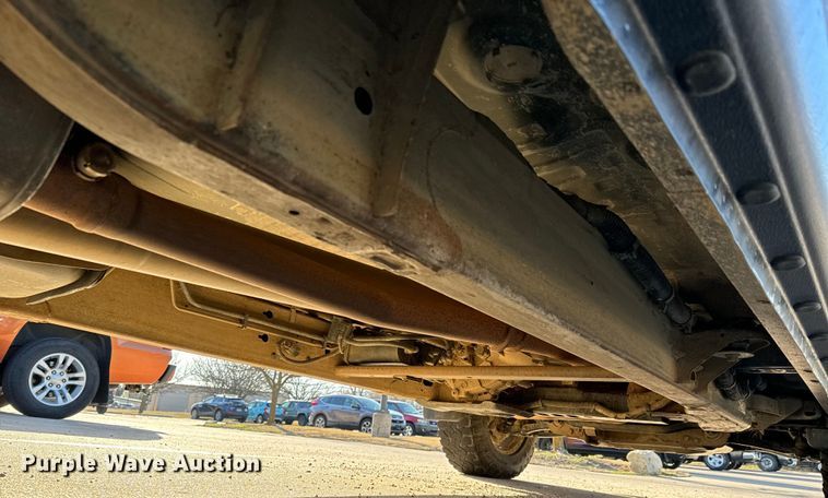 image for item NU9547 2019 Chevrolet Silverado 1500 Crew Cab pickup truck