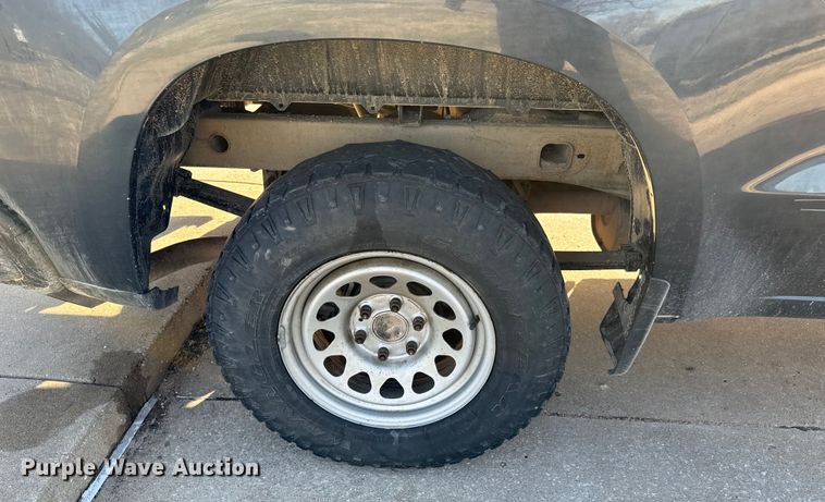 image for item NU9547 2019 Chevrolet Silverado 1500 Crew Cab pickup truck