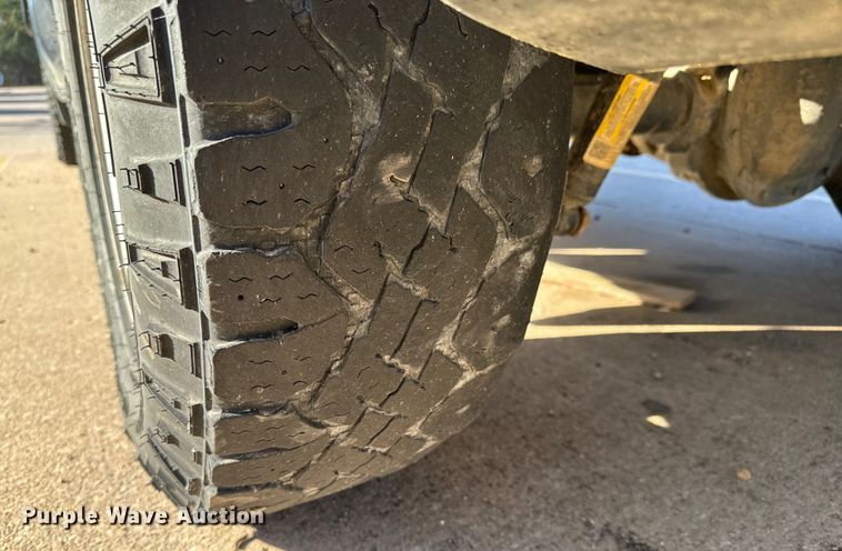 image for item NU9547 2019 Chevrolet Silverado 1500 Crew Cab pickup truck