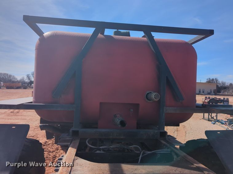 image for item NZ9377 1997 Stewart Stevenson M1078 tank truck