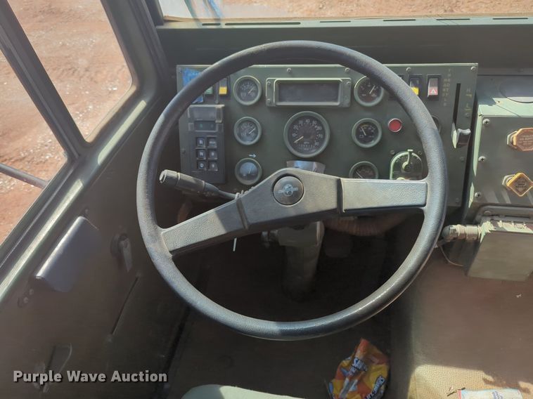 image for item NZ9377 1997 Stewart Stevenson M1078 tank truck