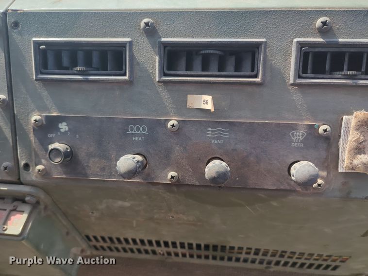 image for item NZ9377 1997 Stewart Stevenson M1078 tank truck