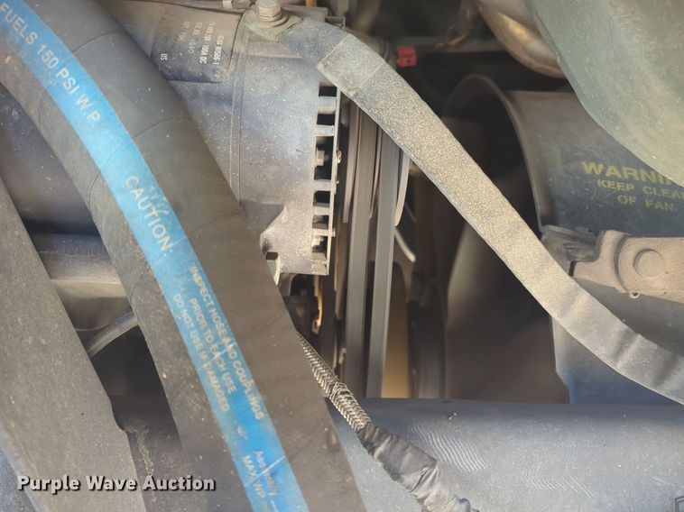 image for item NZ9377 1997 Stewart Stevenson M1078 tank truck